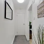 Boutique Studio Flat London Sw12,