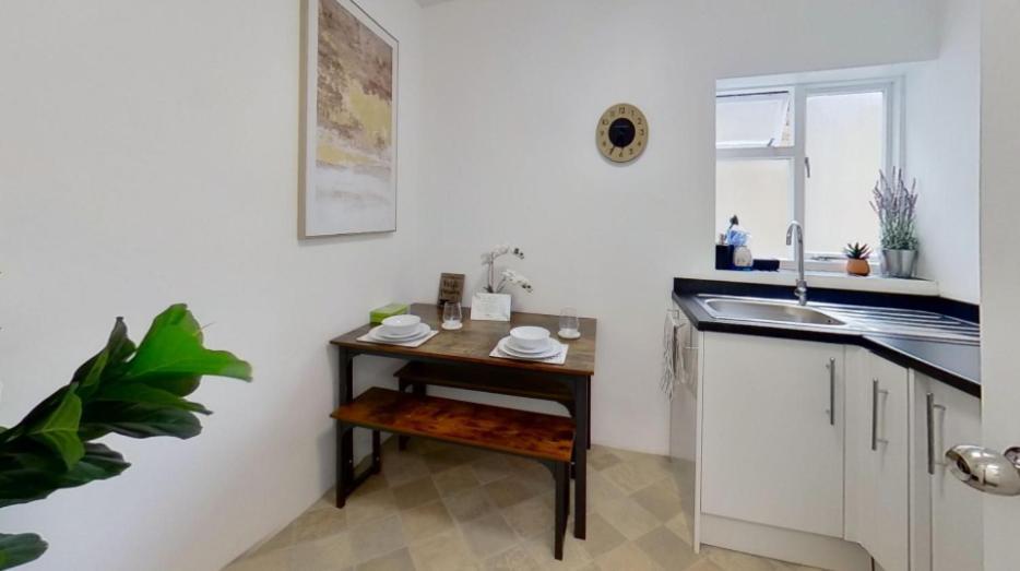 Boutique Flat Sw12, Londra